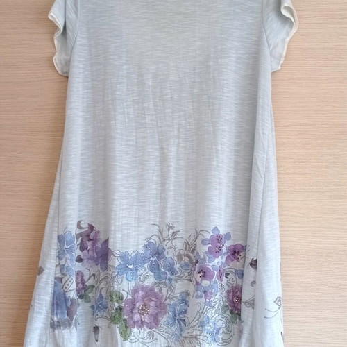 Short dress used large with floral print and lace