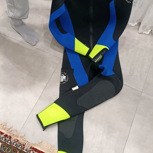 Diving suit like new in excellent condition