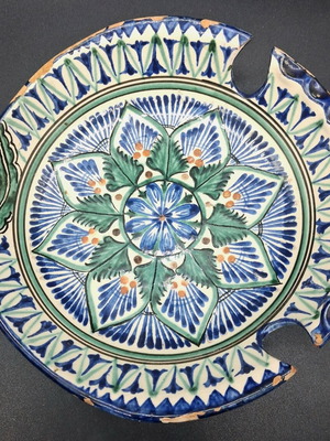 Vintage χειροποίητο κεραμικό πιάτο Majolica σε σχήμα ψαριού 19,5cm μεταχειρισμένο