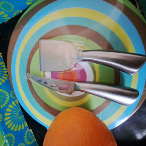 Cheese platter set new with cutting knives