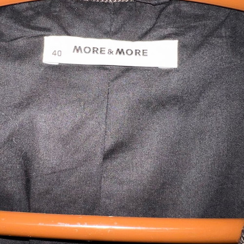 More & More Suit Set like new, brown
