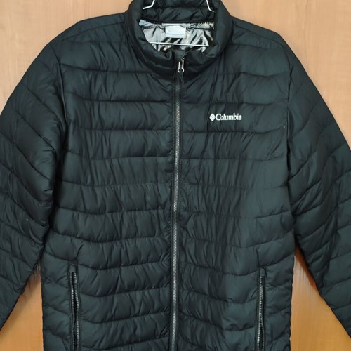 Columbia black jacket size L, like new