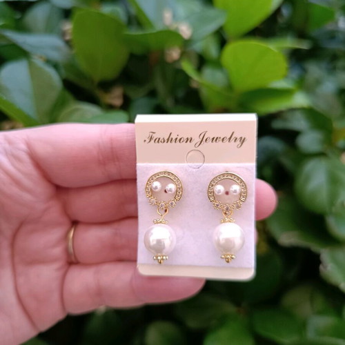 Handmade 18K gold-plated stud earrings with pearls and zircon