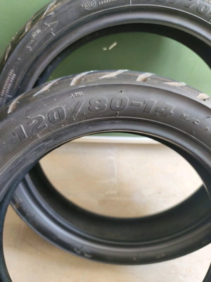 Sym Scouter tires like new