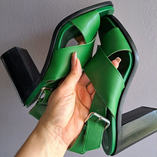Bimba Y Lola Green Leather Sandals New Size 39