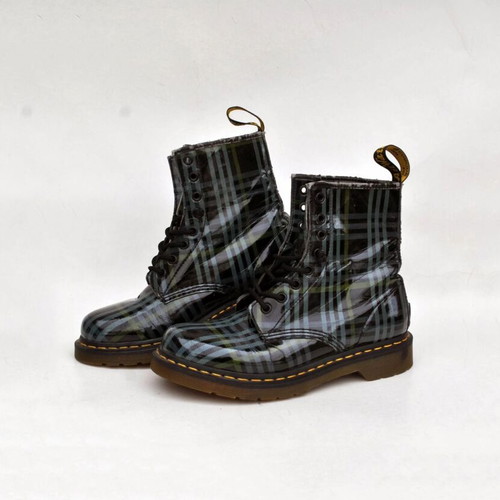 Dr. Martens tartan boots used, grey black, size 39