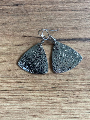 Dangling earrings like new, gray color