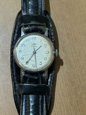 Zaria mechanical wristwatch 15 jewels vintage, like new