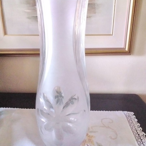 Large vase 42.5 cm like new, heavy semi-crystal