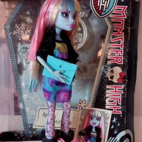 Monster High Abbey Bominable "Picture Day" doll like new, 2012, open box