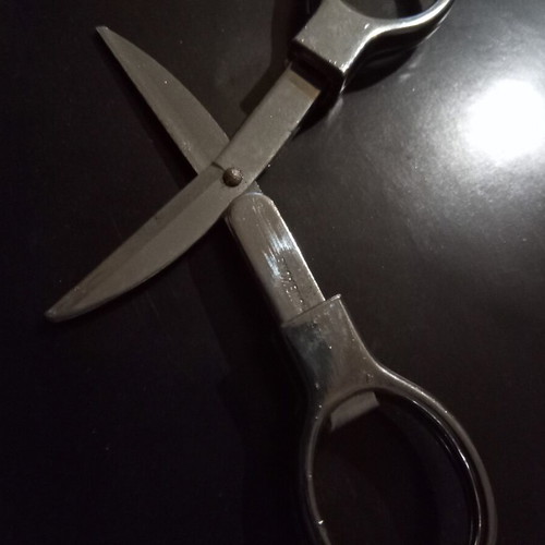 Vintage 80s Keyring Scissors Like New