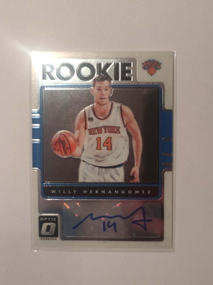Willy Hernangomez rookie autograph card like new