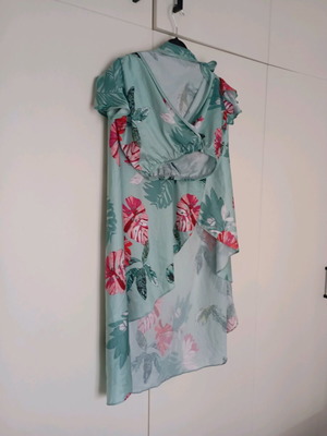 Anna Samouka medium υπέροχο σετ με φούστα παρεό και crop top μπλούζα σαν καινούργιο, πολύχρωμο