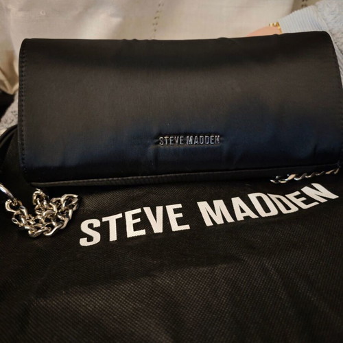 Steve Madden crossbody black bag like new