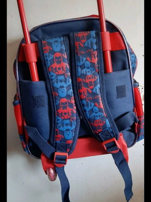 Captain America bag new, suitable for kindergarten