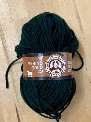Knitting yarn dark green acrylic new