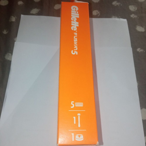 Gillette Fusion 5 razor new, sealed
