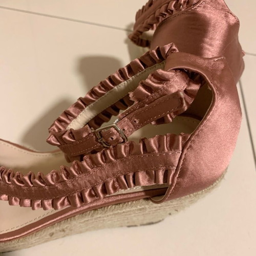 Migato satin dusty pink platforms like new, size 39