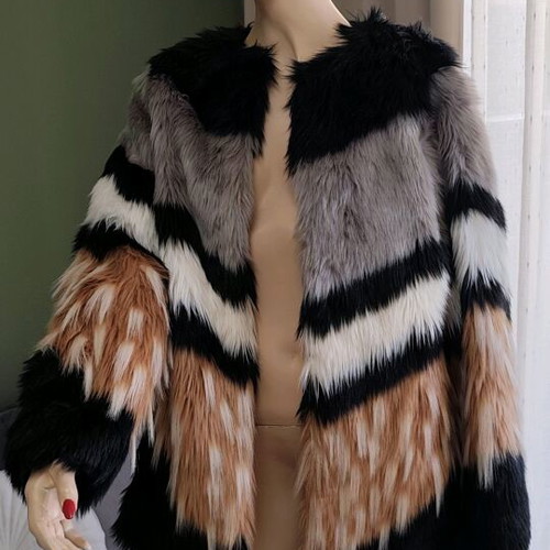 Toi&Moi fur new, multicolored with modern design