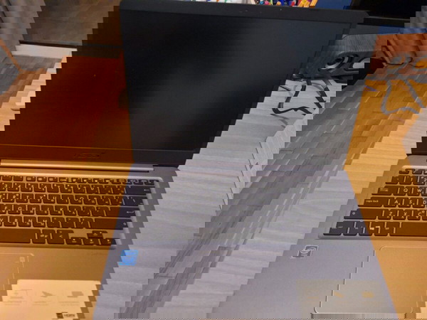 asus laptop E406s