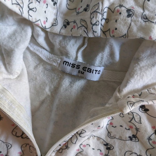 Baby jacket like new, size 9 months