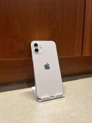 iPhone 12 64GB άσπρο σαν καινούργιο με αυθεντικό κουτί και καλώδιο
