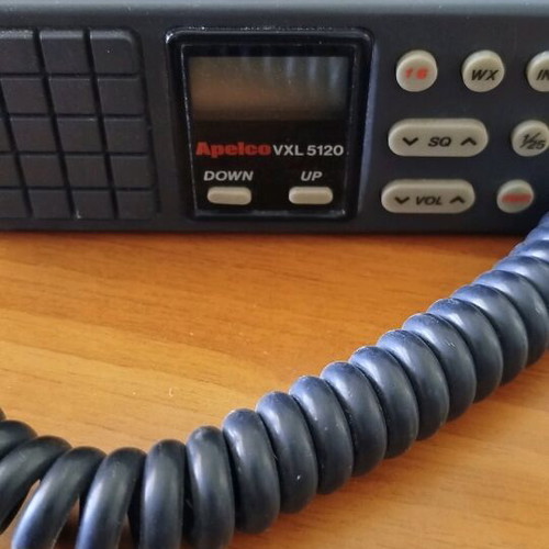 Apelco VXL 5120 VHF Marine 25W like new