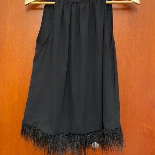 Top with feathers like new, size M, black