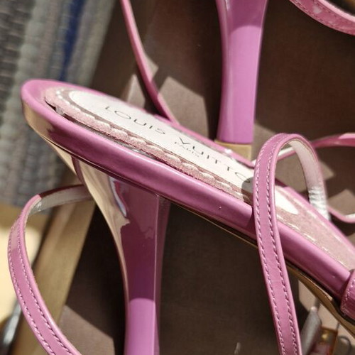 Louis Vuitton pink sandals with bows, size 39.5, 9 cm heel