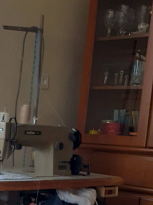 Κοπτοραπτική μηχανή Πήγασος μεταχειρισμένη, 30 ετών, πλήρως λειτουργική