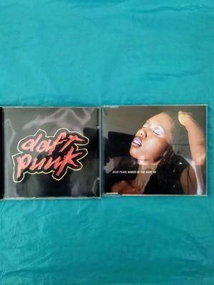 CD Blue Pearl Naked in the Rain '98 και Daft Punk Homework σαν καινούργια, ηλεκτρονική