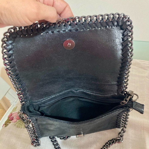 Italian Job crossbody bag made of genuine leather and pony skin like new, black