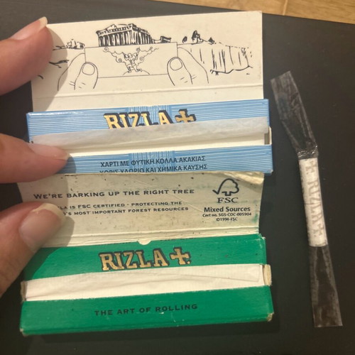 Rizzla collectible rolling papers like new