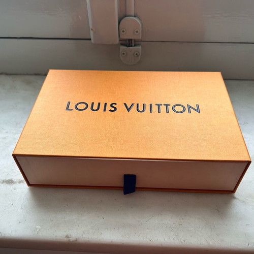 Louis Vuitton adjustable shoulder strap like new, black