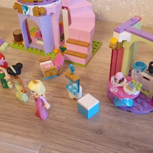 Lego 41162 Ariel, Aurora, and Tiana's Royal Celebration used