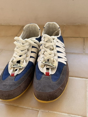 Dsquared2 men's casual shoes like new, multicolor