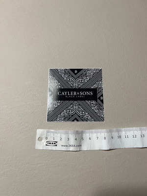 Cayler and sons стикер нов