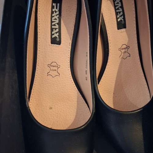Mac Collection pumps like new, 9 cm heel, size 38, black