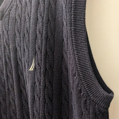 Nautica men's vest like new, dark blue, size M