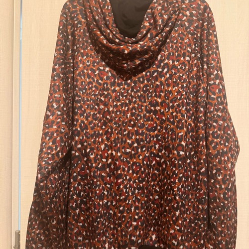 Baya oversized one size sweatshirt new with print