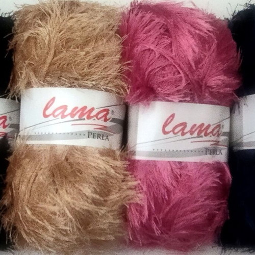 Lama Perla knitting yarn new, 18 furry threads, 100% polyester