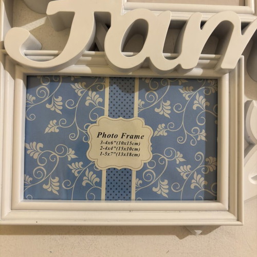 Plastic photo frame Family with 6 openings, like new