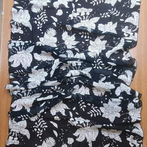 Printed pashmina scarf new 2 meters by 75 width