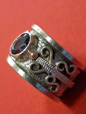 Silver ring with 925 stamp like new