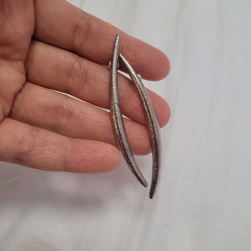 Silver dangling women's earrings