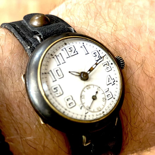 Military vintage wristwatch 1910 used, mechanical 33mm