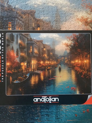 Anatolian puzzle 1000 pieces like new, Dawn in Venice