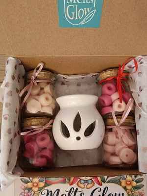 Πακέτο wax melts με 4 γυάλινα βαζάκια και αρωματικό καυστήρα, καινούργιο