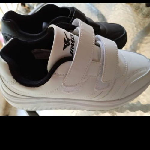 Jomix women's sneakers new size 36, excellent condition