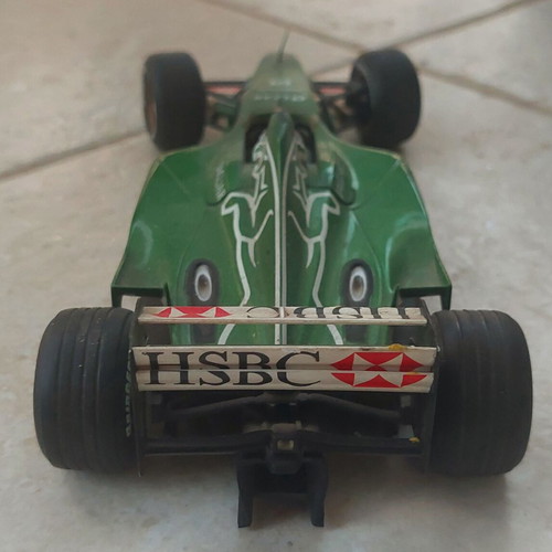 Formula 1 Jaguar Racing Model 1:18 like new